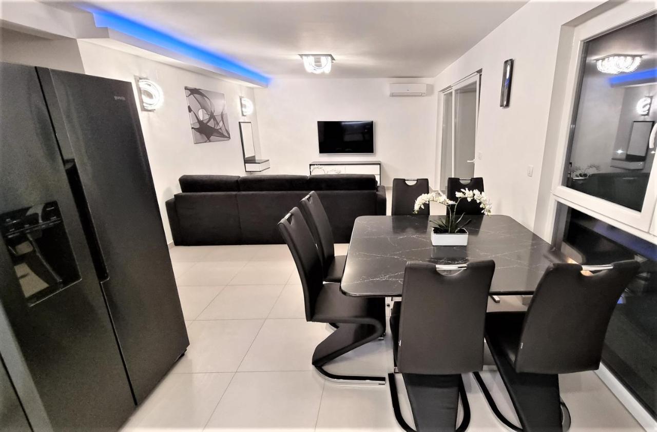 Bartol Luxury Apartments Krk Croatia, With Own Hot Tub - Whirlpool Krk Town Exterior foto