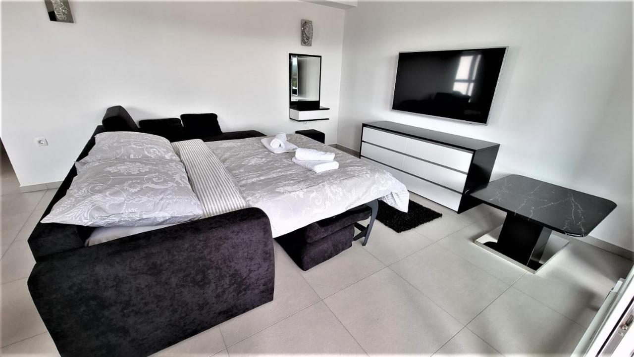 Bartol Luxury Apartments Krk Croatia, With Own Hot Tub - Whirlpool Krk Town Exterior foto