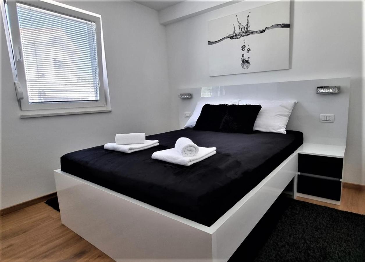 Bartol Luxury Apartments Krk Croatia, With Own Hot Tub - Whirlpool Krk Town Exterior foto