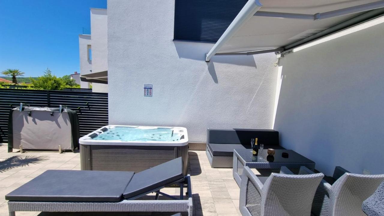 Bartol Luxury Apartments Krk Croatia, With Own Hot Tub - Whirlpool Krk Town Exterior foto
